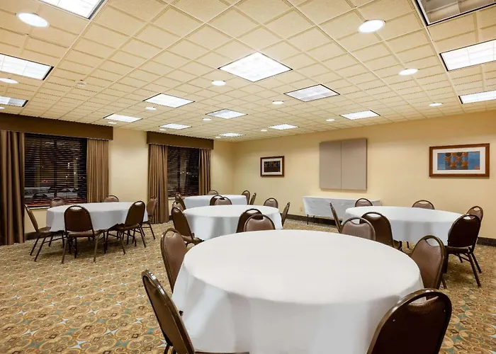 Hotel Wingate By Wyndham Gillette
