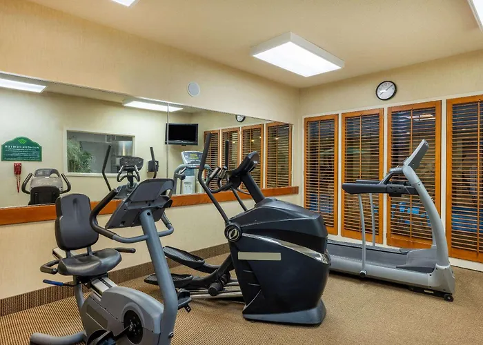 Hotel Wingate By Wyndham 3*