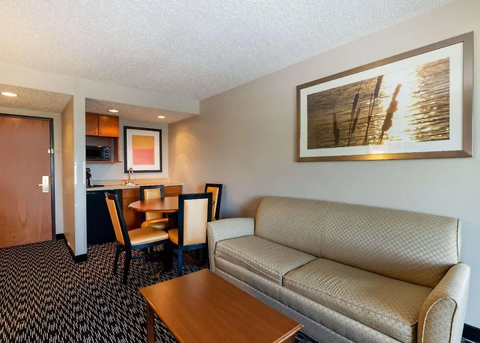 Hotel Wingate By Wyndham 3*